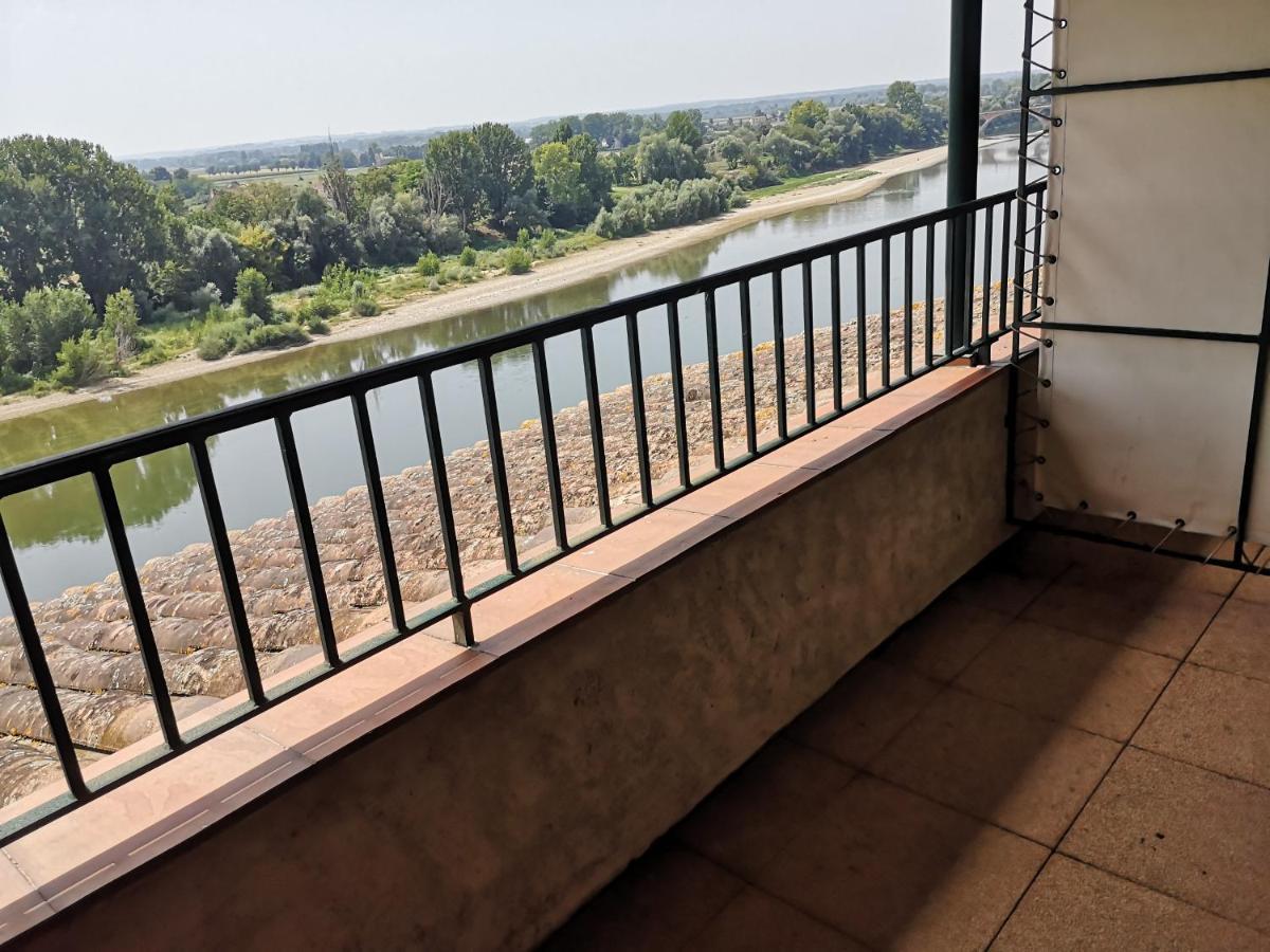 Hotel Restaurant Cote Garonne Le Balcon Des Dames - Tonneins Fauillet Marmande - Vue Panoramique Bord De Garonne Chambres Climatisees Экстерьер фото