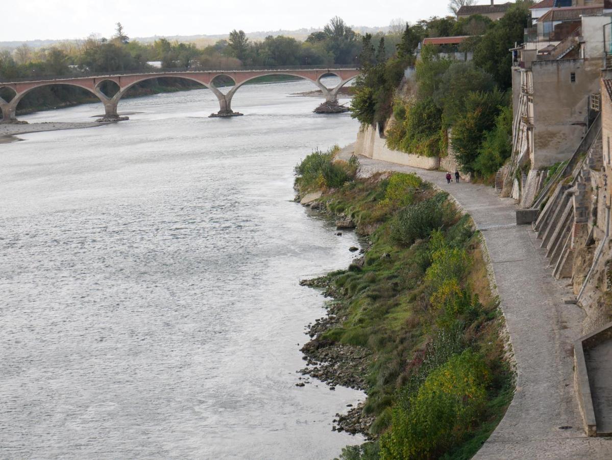 Hotel Restaurant Cote Garonne Le Balcon Des Dames - Tonneins Fauillet Marmande - Vue Panoramique Bord De Garonne Chambres Climatisees Экстерьер фото
