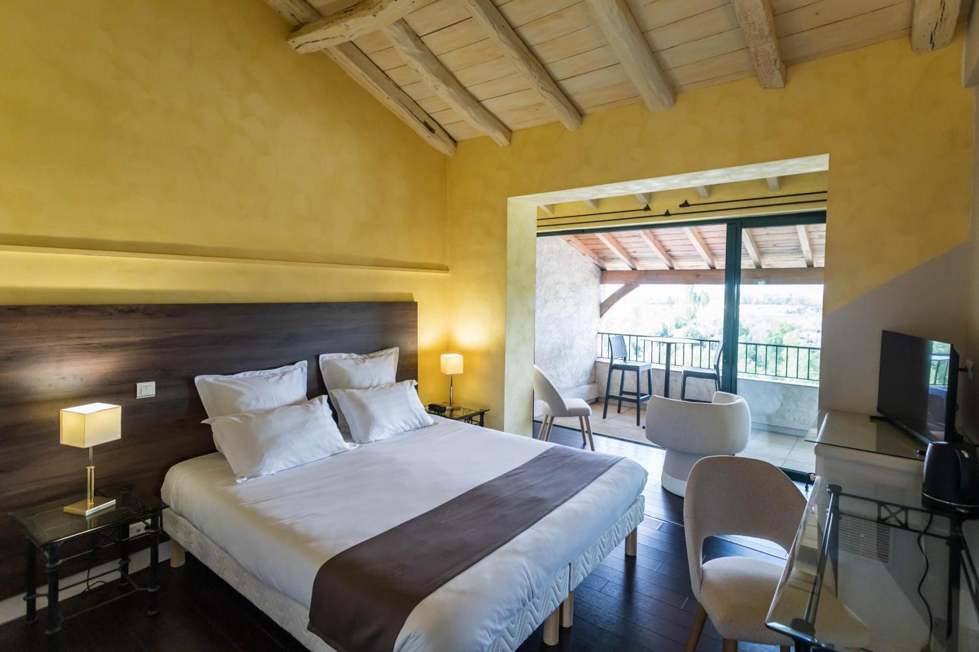 Hotel Restaurant Cote Garonne Le Balcon Des Dames - Tonneins Fauillet Marmande - Vue Panoramique Bord De Garonne Chambres Climatisees Экстерьер фото